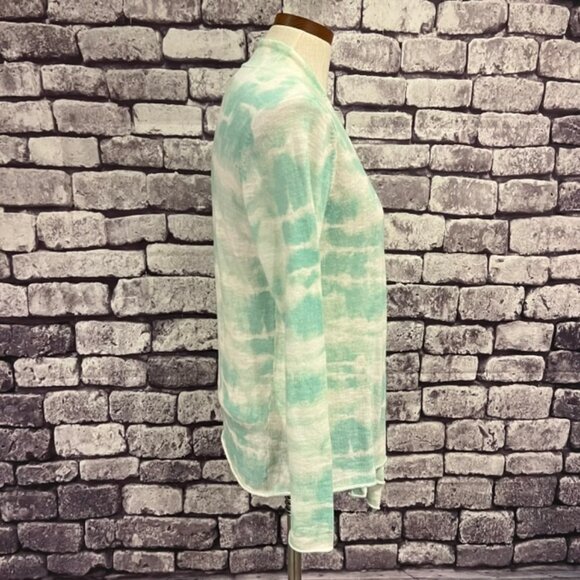 Chico's Zenergy Green & White No Close Sheer Shawl Size Small - Picture 7 of 8